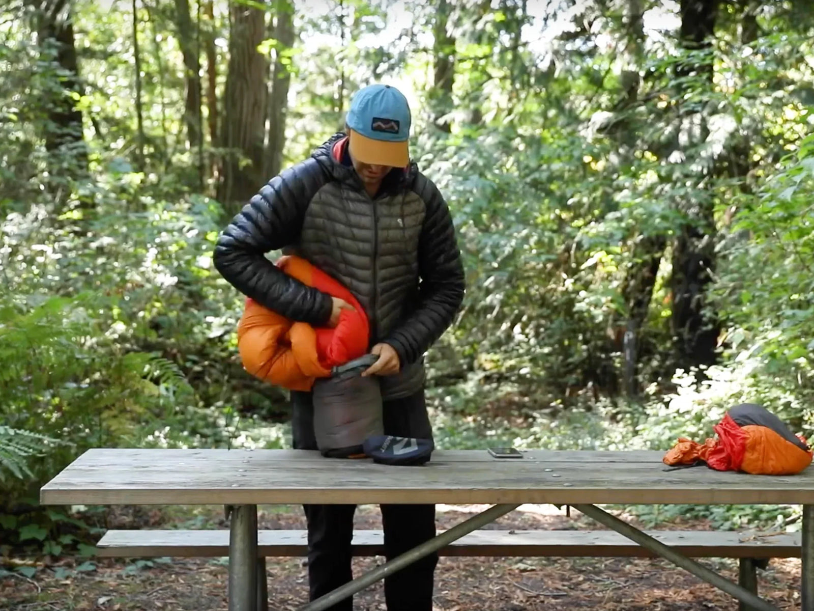 How to stuff your Sleeping Bag